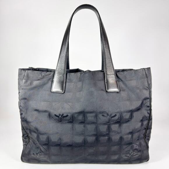 Chanel Nylon Travel Line Tote Bag - Picture 3 of 13